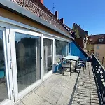 Apartament 3-zimmer-wohnung Mit Terrasse *