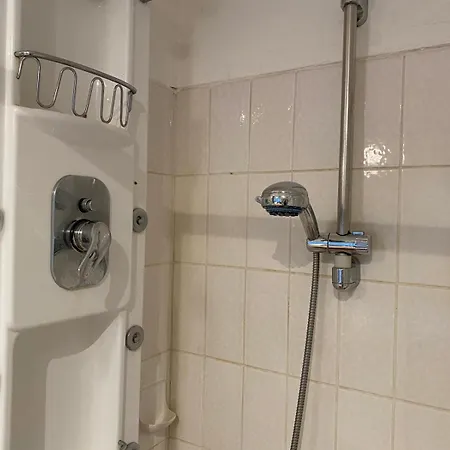 3-zimmer-wohnung Mit Terrasse * נירנברג