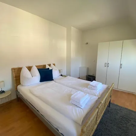 3-zimmer-wohnung Mit Terrasse Und 2 Schlafzimmern Norimberk