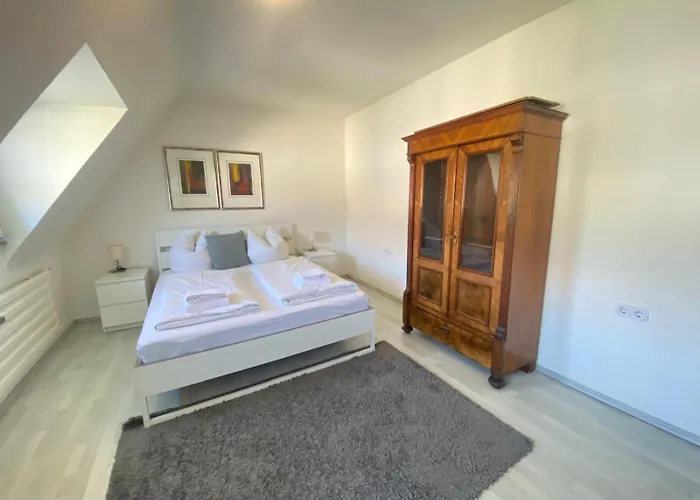 3-zimmer-wohnung Mit Terrasse Und 2 Schlafzimmern * Norimberga